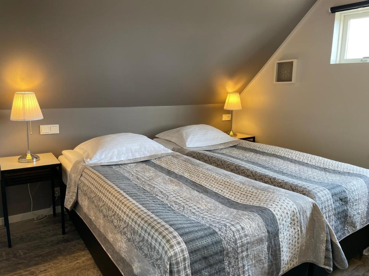 Akkeri Guesthouse Стиккисхоульмюр Экстерьер фото